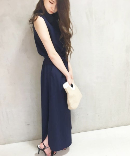 EGOIST(エゴイスト)の「ノースリシャツワンピース (シャツワンピース・レディース・ベージュ/ネイビー/ホワイト・1/2)」の15枚目の写真