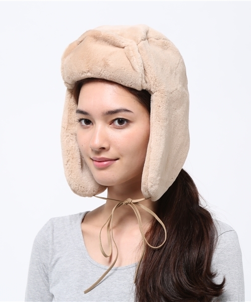 WEGO（ウィゴー）の「WEGO/ファーボンバーキャップ（ニットキャップ/ビーニー・レディース・ブラック/ベージュ/ホワイト/ピンク/グレー・FREE）」の4枚目の写真