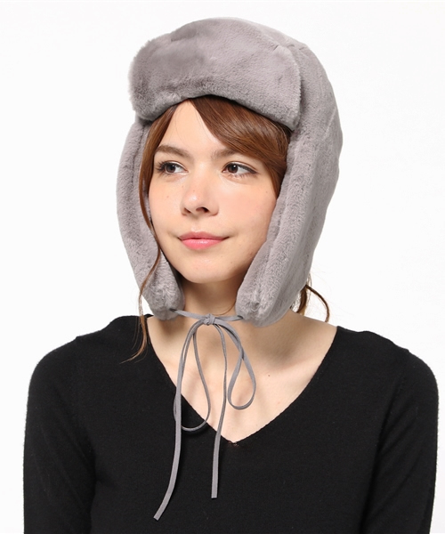 WEGO（ウィゴー）の「WEGO/ファーボンバーキャップ（ニットキャップ/ビーニー・レディース・ブラック/ベージュ/ホワイト/ピンク/グレー・FREE）」の3枚目の写真