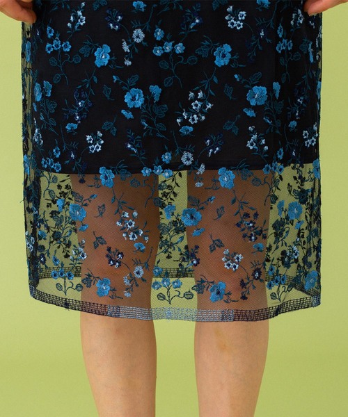 UNITED TOKYO（ユナイテッドトウキョウ）の「エンブロイダリーチュールスカート（スカート・レディース・レッド/ブルー・1）」の21枚目の写真