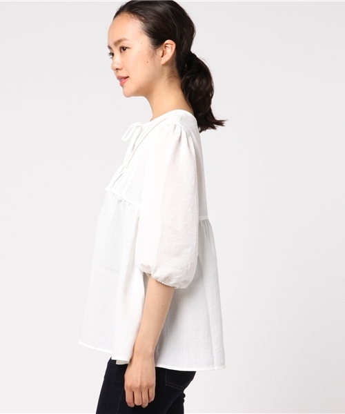 RAY CASSIN（レイカズン）の「レース使いスモックブラウス（シャツ/ブラウス・レディース・オフホワイト/イエロー/ブラック・FREE）」の5枚目の写真