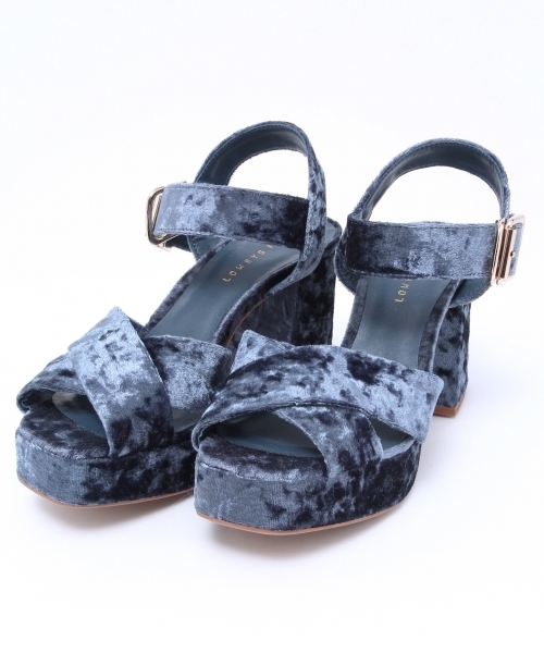 LOWRYS FARM（ローリーズファーム）の「ベロアクロスサンダル　765726 （サンダル・レディース・ブルー/レッド/ブラック/グリーン・MEDIUM/LARGE）」の5枚目の写真