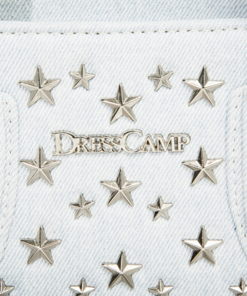 DRESSCAMP(ドレスキャンプ)の「DRESSCAMP (ドレスキャンプ)TRIANGULAR スタースタッズ2WAYデニムハンドバッグ(ハンドバッグ・レディース・スカイブルー・FREE)」の4枚目の写真