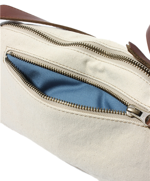 NANO universe（ナノユニバース）の「tobiuo(トビウオ)/ cross country SS（ショルダーバッグ・メンズ・その他/ベージュ/ネイビー・FREE）」の6枚目の写真