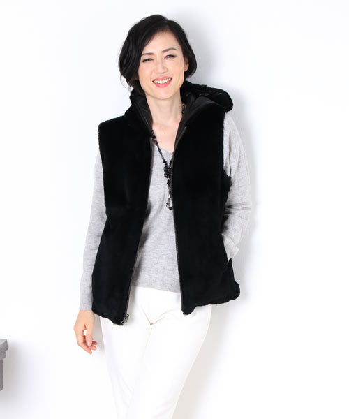 sankyo shokai（サンキョウショウカイ）の「ラビットファーベストフード付き（ダウンベスト・レディース・ブラック・L/M/XL）」の6枚目の写真