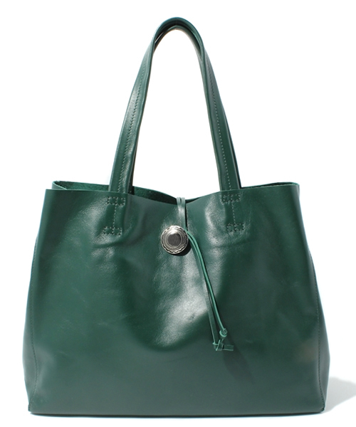 SAZABY（サザビー）の「ﾚｻﾞ-ﾊﾞｯｸﾞｽLNT12882（トートバッグ）」 - WEAR