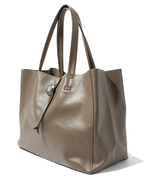 SAZABY（サザビー）の「ﾚｻﾞ-ﾊﾞｯｸﾞｽLNT12882（トートバッグ