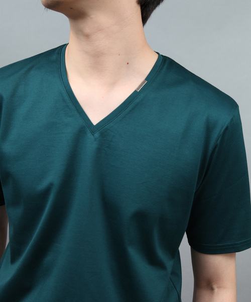 ato（アトウ）の「60/2T-CLOTH V-NECK T-SHIRT（Tシャツ/カットソー・メンズ・パープル/マスタード/ピンク/ブラック/ホワイト/ワイン/ネイビー/ブルー/エメラルドブルー/グリーン・46/48）」の4枚目の写真
