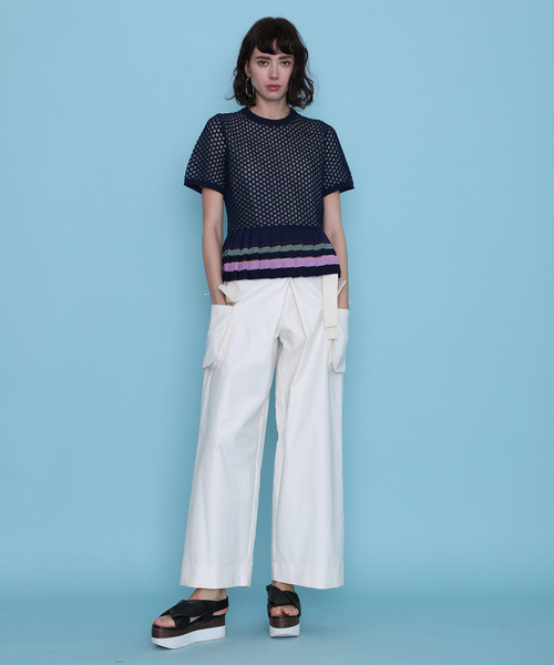 UNITED TOKYO(ユナイテッドトウキョウ)の「タックプリーツラティスニット(ニット/セーター・レディース・ブラック/ネイビー・1)」の18枚目の写真