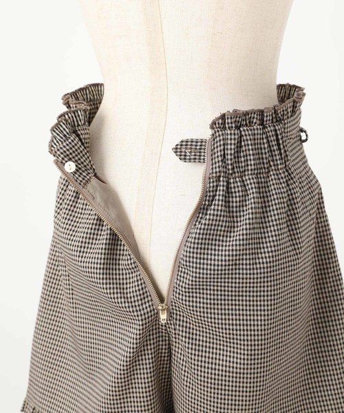 one after another NICE CLAUP(ワンアフターアナザーナイスクラップ)の「ベルトアソート裾フリルショートパンツ(その他パンツ・レディース・ブラック/ブラック系その他/ブラウン系その他/レンガ・FREE)」の13枚目の写真