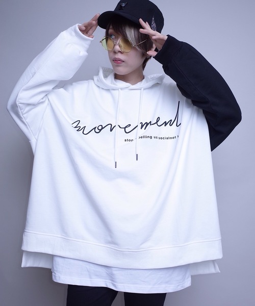 AFYF（エーエフワイエフ）の「AFYF MOVEMENT 2TONE MIX OVERSIZE PARKA F/2TONEミックスオーバーサイズパーカー（パーカー・レディース・ホワイト/ブラック・FREE）」の2枚目の写真