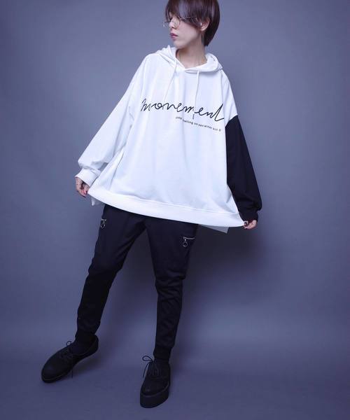 AFYF（エーエフワイエフ）の「AFYF MOVEMENT 2TONE MIX OVERSIZE PARKA F/2TONEミックスオーバーサイズパーカー（パーカー・レディース・ホワイト/ブラック・FREE）」の21枚目の写真