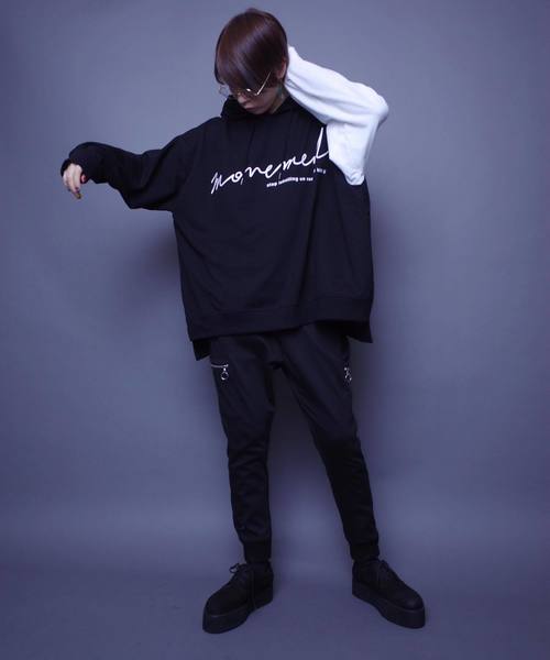 AFYF（エーエフワイエフ）の「AFYF MOVEMENT 2TONE MIX OVERSIZE PARKA F/2TONEミックスオーバーサイズパーカー（パーカー・レディース・ホワイト/ブラック・FREE）」の5枚目の写真