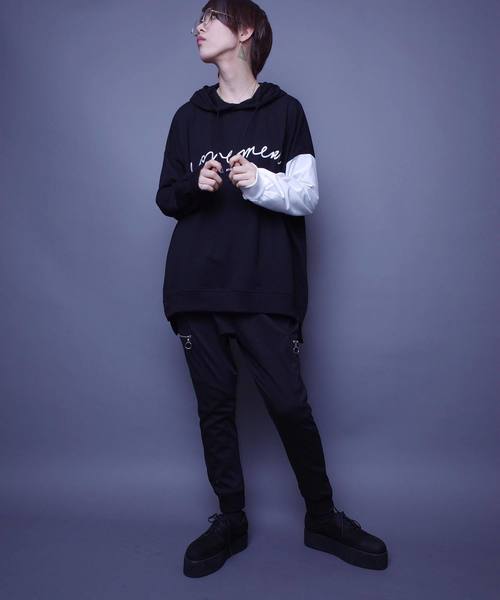 AFYF（エーエフワイエフ）の「AFYF MOVEMENT 2TONE MIX OVERSIZE PARKA F/2TONEミックスオーバーサイズパーカー（パーカー・レディース・ホワイト/ブラック・FREE）」の16枚目の写真