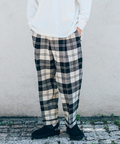 is-ness ウールチェックパンツ イズネス is-ness (イズネス) WOOL TUCK TROUSERS