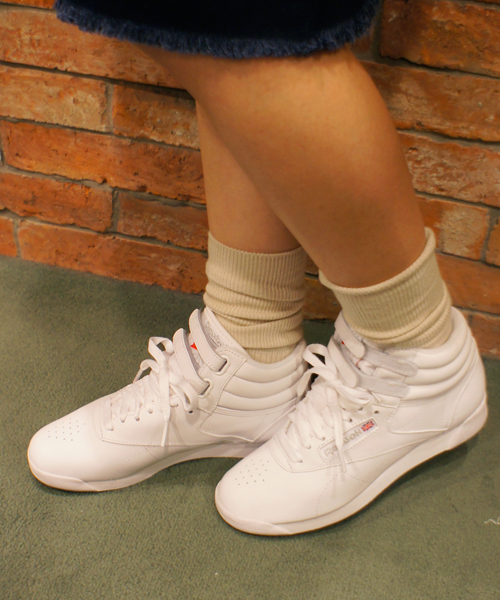 CIAOPANIC（チャオパニック）の「【Reebok】　FREESTYLE（スニーカー・レディース・ホワイト・23.5cm/24.5cm/22.5cm）」の2枚目の写真