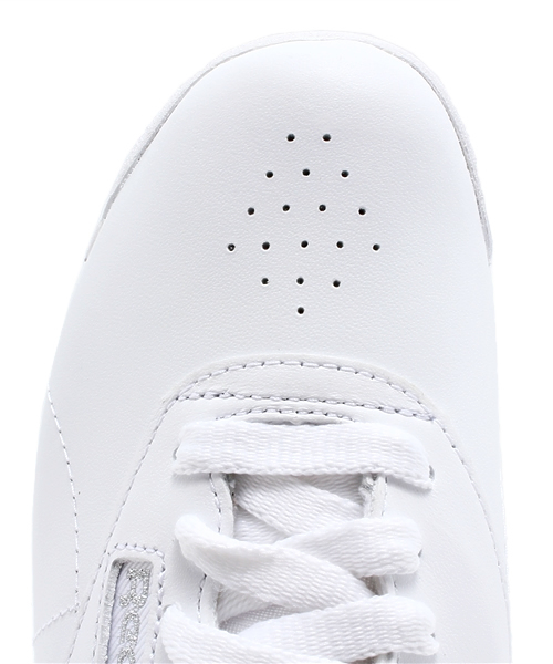 CIAOPANIC（チャオパニック）の「【Reebok】　FREESTYLE（スニーカー・レディース・ホワイト・23.5cm/24.5cm/22.5cm）」の7枚目の写真