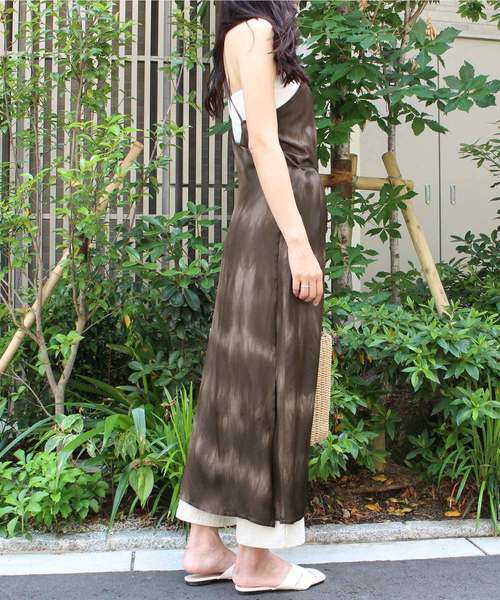 MODE ROBE(モードローブ)の「タイダイキャミワンピース(ワンピース・レディース・ブラウン/オレンジ・FREE)」の3枚目の写真