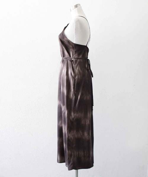 MODE ROBE(モードローブ)の「タイダイキャミワンピース(ワンピース・レディース・ブラウン/オレンジ・FREE)」の10枚目の写真
