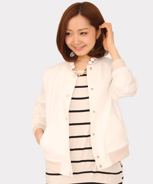 Another Edition（アナザーエディション）の「AE C/N ダブルフェイス BLSN（ブルゾン・レディース・ホワイト/ベージュ/ネイビー・SMALL/MEDIUM）」の2枚目の写真