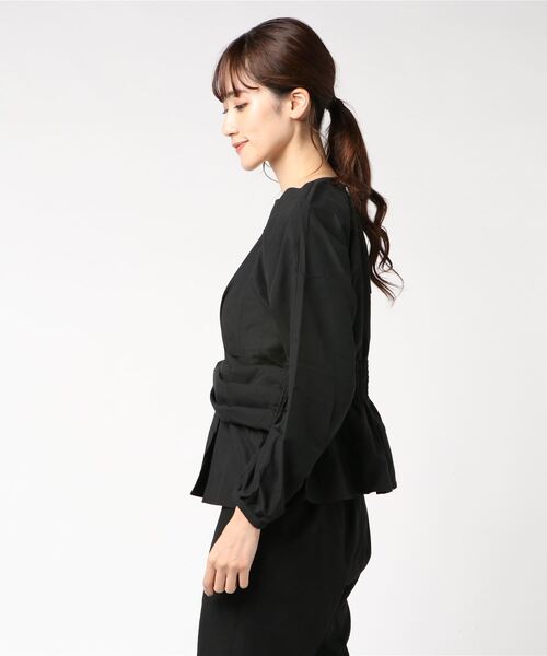 STYLEBLOCK（スタイルブロック）の「Eツイルツイストベルトタックブラウス（シャツ/ブラウス・レディース・ブラック/ベージュ/パープル/ブラウン・M）」の5枚目の写真