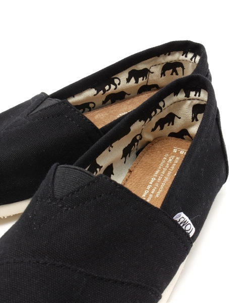 TOMS（トムス）の「トムス メンズクラシック スリッポン キャンバス TOMS Classic Canvas（スニーカー・メンズ・ブラック・26.5cm）」の4枚目の写真