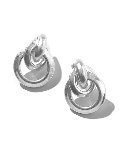 JACK & MARIE（ジャックアンドマリー）の「JACK & MARIE Design Earrings TypeB (ジャックアンドマリー デザインピアスB)（ピアス（両耳用）・レディース・ホワイト系その他/アイボリー/ブラック/ブラウン/ゴールド/グレー/シルバー・ONE SIZE）」の2枚目の写真