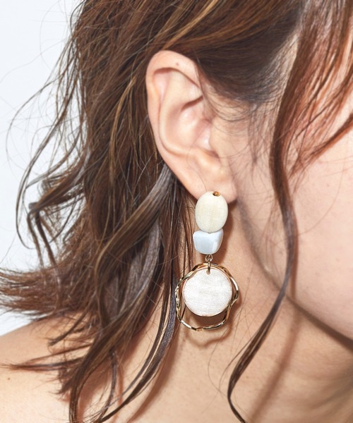 JACK & MARIE（ジャックアンドマリー）の「JACK & MARIE Design Earrings TypeB (ジャックアンドマリー デザインピアスB)（ピアス（両耳用）・レディース・ホワイト系その他/アイボリー/ブラック/ブラウン/ゴールド/グレー/シルバー・ONE SIZE）」の10枚目の写真