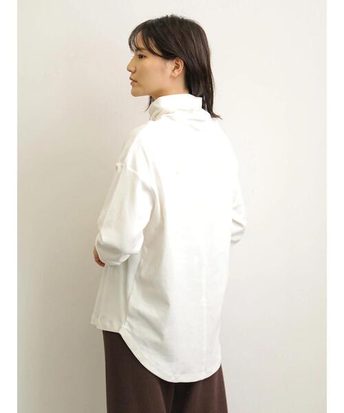 AMERICAN HOLIC（アメリカンホリック）の「タートルカットプルオーバー　＊（Tシャツ/カットソー・レディース・ブラック/ブラウン/アイボリー/グレイッシュベージュ・M/L）」の11枚目の写真