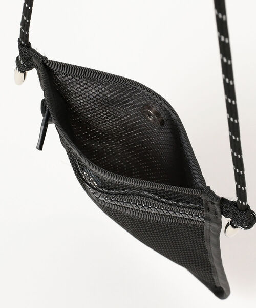 Ray BEAMS（レイビームス）の「CONTROL FREAK × Ray BEAMS / 別注 チュール サコッシュ（ショルダーバッグ・レディース・ライトブルー/イエロー/レッド/ブラック・ONE SIZE）」の7枚目の写真