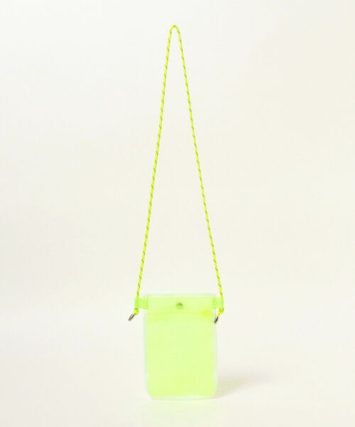 Ray BEAMS（レイビームス）の「CONTROL FREAK × Ray BEAMS / 別注 チュール サコッシュ（ショルダーバッグ・レディース・ライトブルー/イエロー/レッド/ブラック・ONE SIZE）」の12枚目の写真