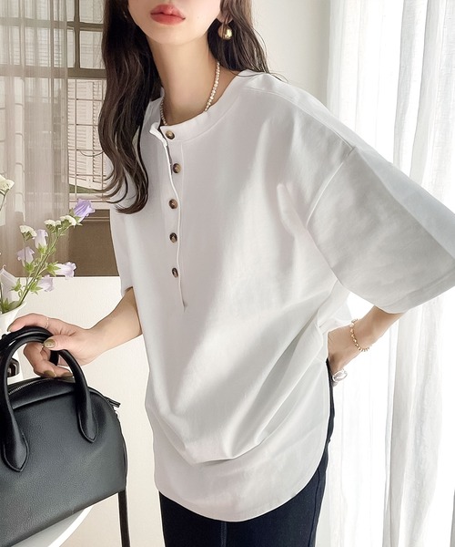 Java(ジャバ)の「《JaVaジャバ コラボ》綿100% 前後2way楽しめる♪ヘンリートップス(Tシャツ/カットソー・レディース・グレイッシュベージュ/ナチュラル/ブラック/ホワイト/グリーン系その他/ライトグレー/ブルーグリーン・MEDIUM/LARGE/X-LARGE/SMALL)」の2枚目の写真