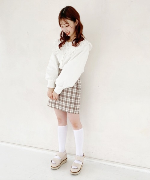 one after another NICE CLAUP(ワンアフターアナザーナイスクラップ)の「厚底ライン入りサンダル(サンダル・レディース・アイボリー/ブラウン/モカ・SMALL/MEDIUM/LARGE)」の19枚目の写真