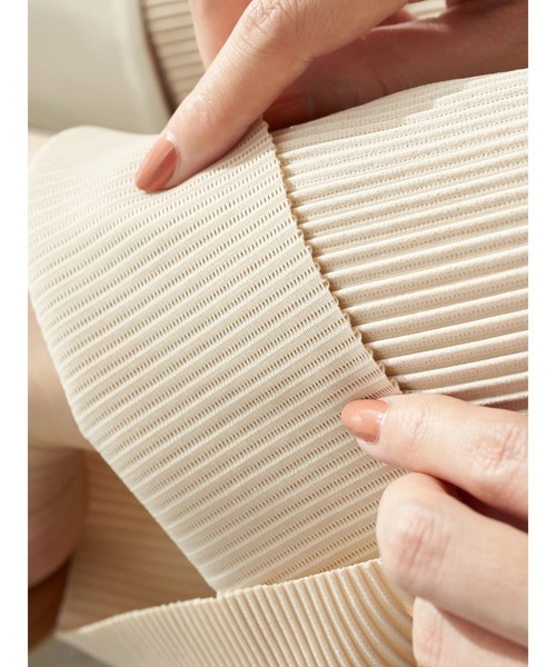 earth music&ecology（アースミュージックアンドエコロジー）の「ストレートプリーツカットパンツ ＊（その他パンツ・レディース・モカ/ピンクベージュ/その他8・FREE）」の9枚目の写真