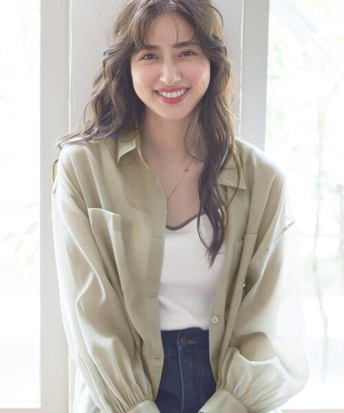 INGNI（イング）の「2Way配色スクエアネック／タンクトップ（タンクトップ・レディース・ブラック系その他2/ホワイト系2/ブラウン系4/アイボリー系4/ブルー系1・M）」の2枚目の写真