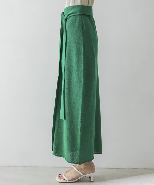 URBAN RESEARCH（アーバンリサーチ）の「ラップ風ニットスカート（スカート・レディース・グリーン/アイボリー・FREE）」の6枚目の写真