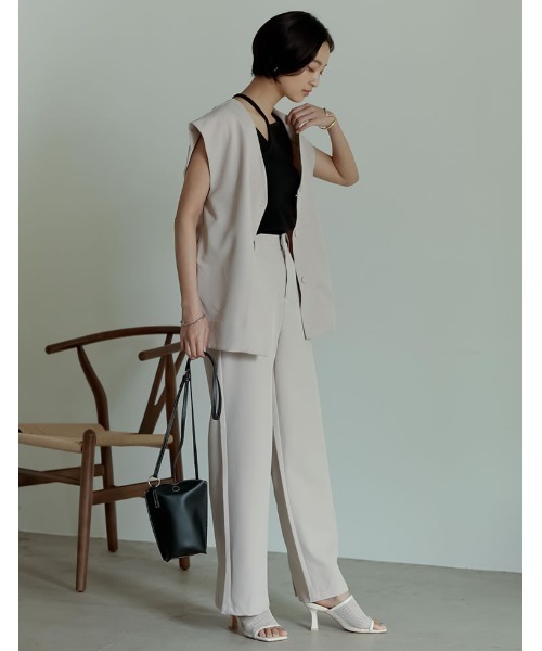 Re:EDIT（リエディ）の「リサイクルカットツイルノースリーブジャケット（ノーカラージャケット・レディース・ベージュ/アイボリー/ブラック・MEDIUM/LARGE）」の5枚目の写真