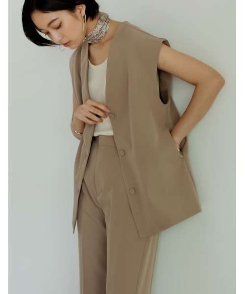 Re:EDIT（リエディ）の「リサイクルカットツイルノースリーブジャケット（ノーカラージャケット・レディース・ベージュ/アイボリー/ブラック・MEDIUM/LARGE）」の12枚目の写真