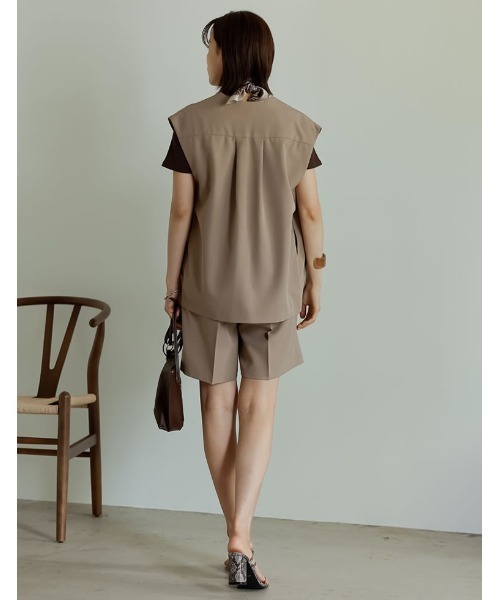 Re:EDIT（リエディ）の「リサイクルカットツイルノースリーブジャケット（ノーカラージャケット・レディース・ベージュ/アイボリー/ブラック・MEDIUM/LARGE）」の17枚目の写真