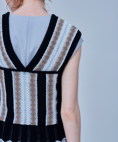 UNITED TOKYO（ユナイテッドトウキョウ）の「クロシェニットビスチェ（ニット/セーター・レディース・ブラック/ブルー・FREE）」の8枚目の写真