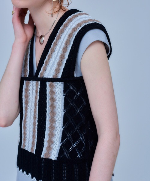 UNITED TOKYO（ユナイテッドトウキョウ）の「クロシェニットビスチェ（ニット/セーター・レディース・ブラック/ブルー・FREE）」の7枚目の写真