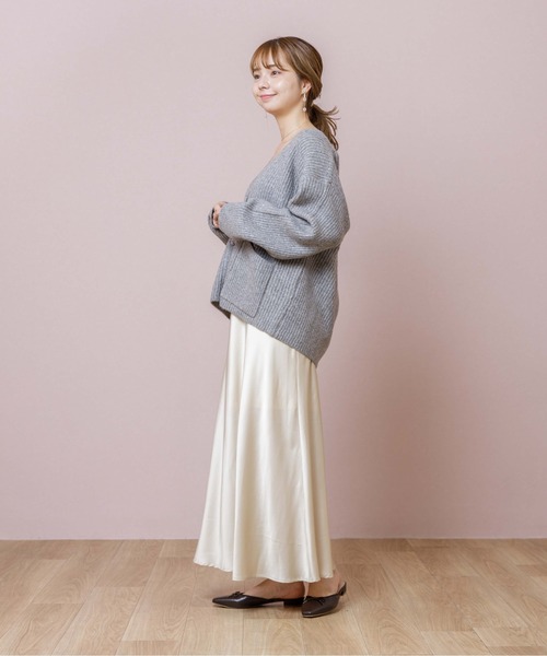 flower（フラワー）の「ポケットニットカーディガン（カーディガン/ボレロ・レディース・ベージュ/グレー・FREE）」の14枚目の写真