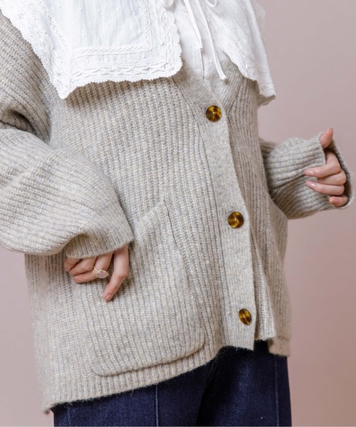 flower（フラワー）の「ポケットニットカーディガン（カーディガン/ボレロ・レディース・ベージュ/グレー・FREE）」の15枚目の写真