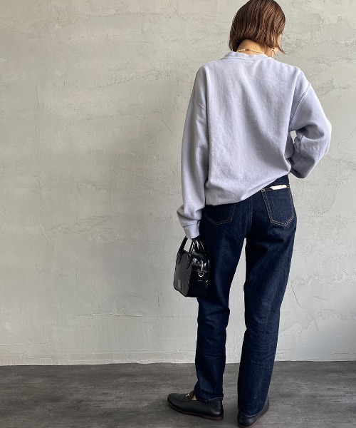 JEANS FACTORY （ジーンズファクトリー）の「[SCREEN STARS/スクリーンスターズ] 別注 後染め カレッジロゴプリントスウェットプルオーバー（スウェット・レディース・ライトグレー/ベージュ/ブラウン/グリーン/スミクロ・F）」の7枚目の写真