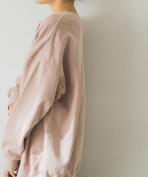 URBAN RESEARCH（アーバンリサーチ）の「Vintageルーズスウェット（Tシャツ/カットソー・レディース・ピンク系その他/ホワイト系その他/チャコールグレー・FREE）」の4枚目の写真