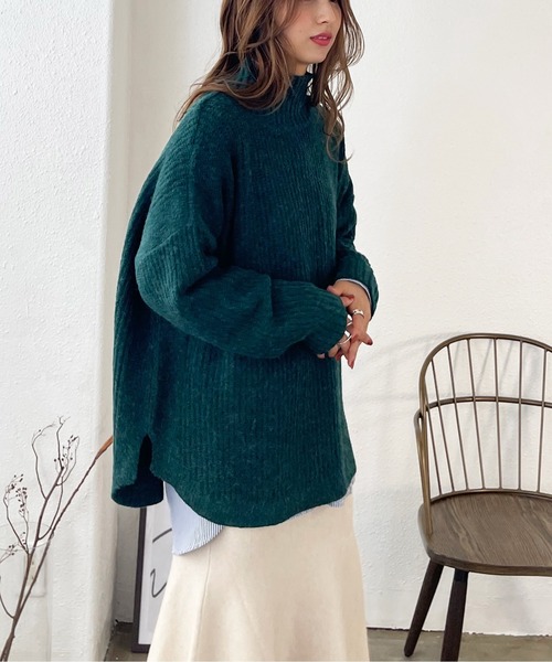 Shelly island（シェリーアイランド）の「ラウンドヘムタートルニットプルオーバー（ニット/セーター・レディース・ブラック/ベージュ/グリーン/モカ・FREE）」の6枚目の写真