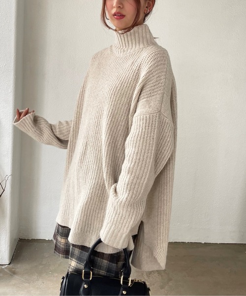 Shelly island（シェリーアイランド）の「ラウンドヘムタートルニットプルオーバー（ニット/セーター・レディース・ブラック/ベージュ/グリーン/モカ・FREE）」の19枚目の写真