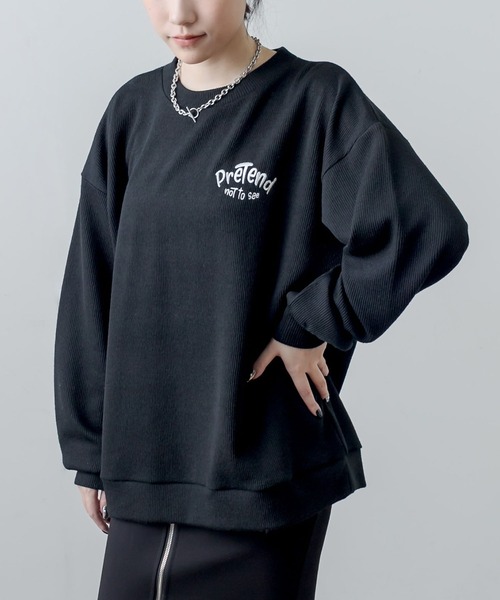 RASVOA（ラスボア）の「ワンポイント刺繍ニットソープルオーバー（ニット/セーター・レディース・ブラック/サックスブルー/グリーン・FREE）」の5枚目の写真