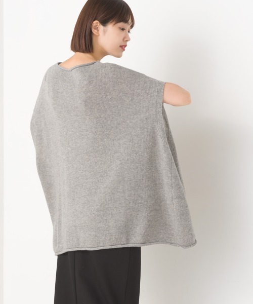 OMNES(オムネス)の「ウールナイロン ワイドドロップニットベスト(ベスト・レディース・アイボリー/ラベンダー/ブラック/グレー・FREE)」の17枚目の写真