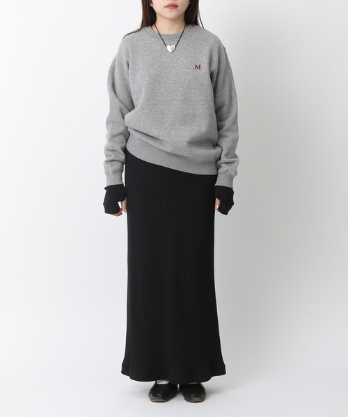 ADAM ET ROPE'(アダムエロペ)の「【F for ADAM ET ROPE'】別注 MICKEY/SWEAT(スウェット・レディース・グレー/ネイビー・L/S)」の5枚目の写真